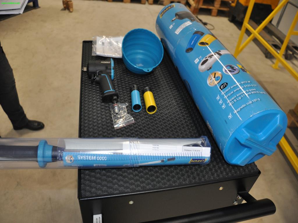 Machines, tools, merchandise / workshop equipment of the automobile sector / <br>tyre service-2